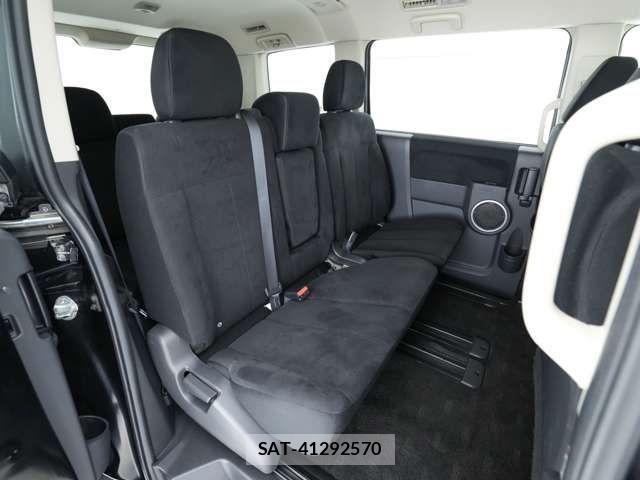 Mitsubishi DELICA 2017-05 8879489-6