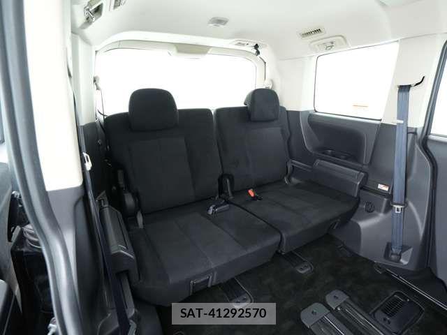 Mitsubishi DELICA 2017-05 8879489-7