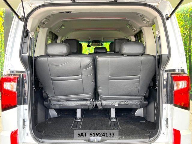 Mitsubishi DELICA 2024-10 8879475-11