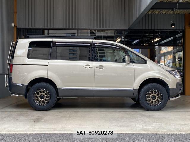 Mitsubishi DELICA 2008-01 8879494-9