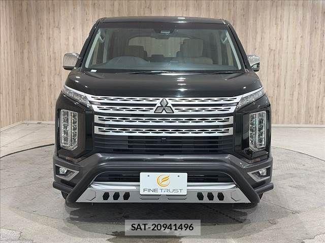 Mitsubishi DELICA 2021-02 8879482-17