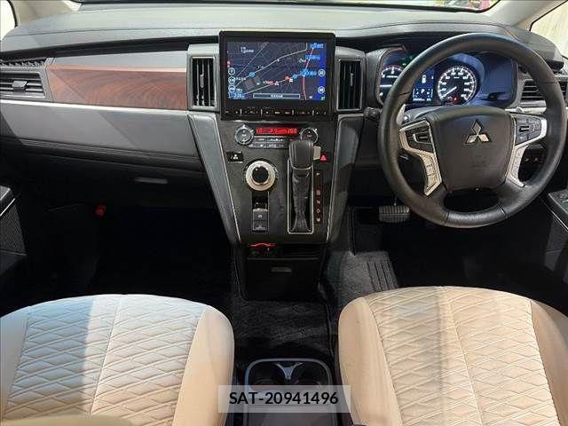 Mitsubishi DELICA 2021-02 8879482-2