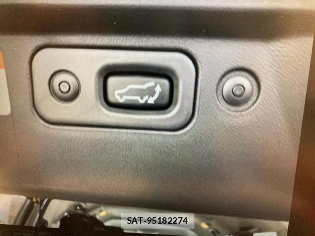 Mitsubishi DELICA 2023-12 8879469-16