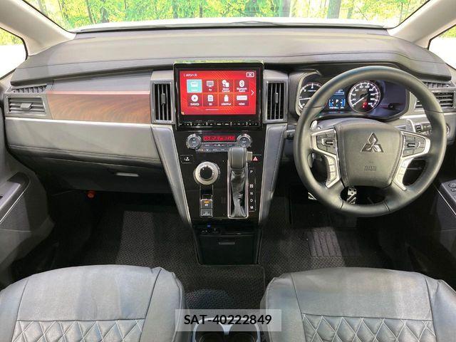 Mitsubishi DELICA 2024-10 8883528-1