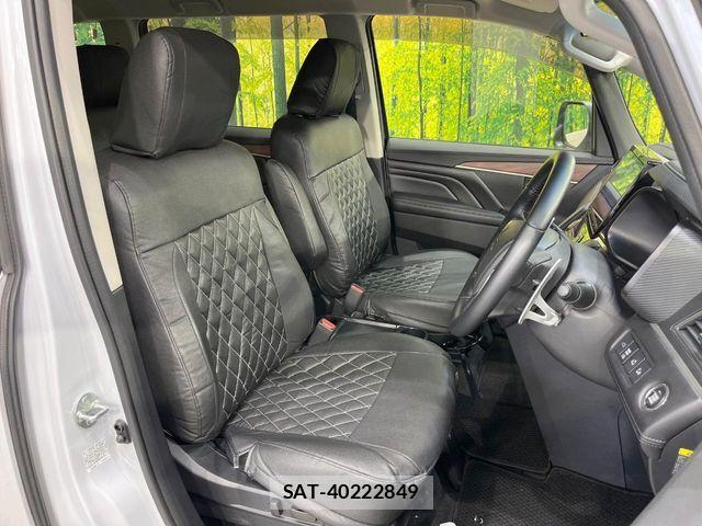 Mitsubishi DELICA 2024-10 8883528-7