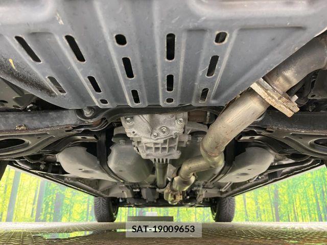 Mitsubishi DELICA 2022-08 8883530-18