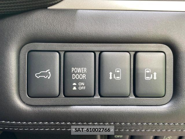 Mitsubishi DELICA 2025-06 8883526-5