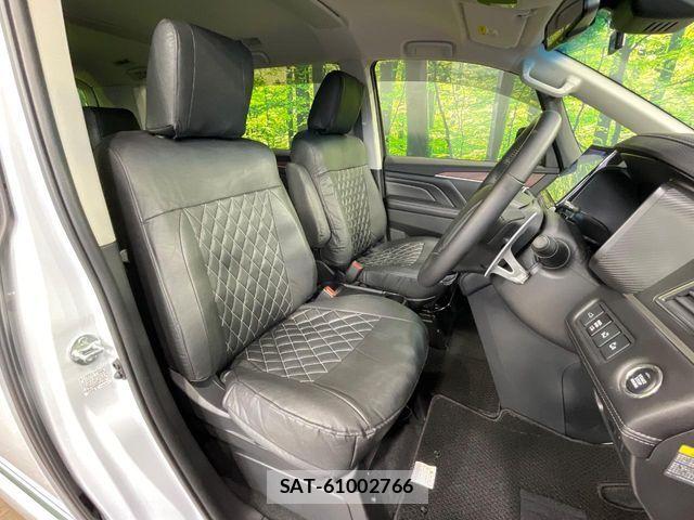 Mitsubishi DELICA 2025-06 8883526-8