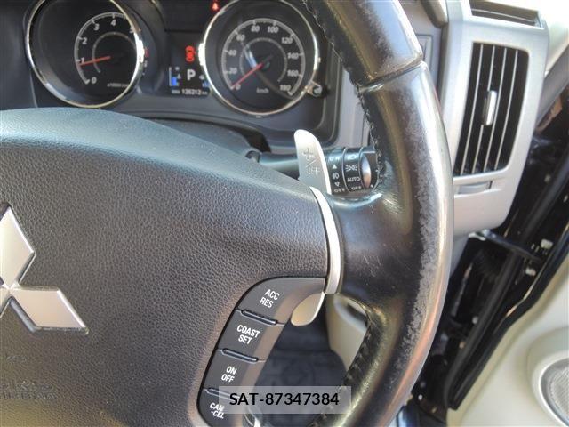 Mitsubishi DELICA 2011-08 8883533-22
