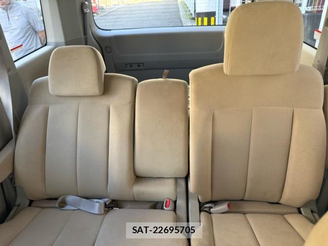Mitsubishi DELICA 2007-10 8883532-9