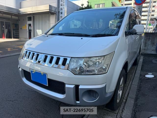 Mitsubishi DELICA 2007-10 8883532-1