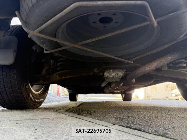 Mitsubishi DELICA 2007-10 8883532-28