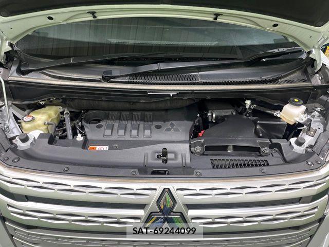 Mitsubishi DELICA 2024-10 8883529-17
