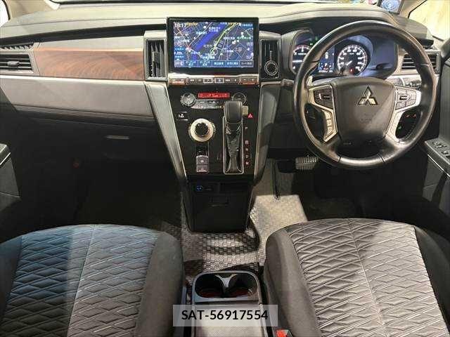 Mitsubishi DELICA 2021-02 8883531-2