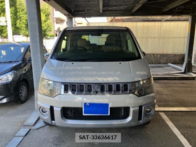 Mitsubishi DELICA 2007-09 8883537-1