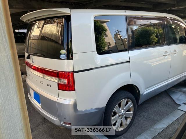 Mitsubishi DELICA 2007-09 8883537-6