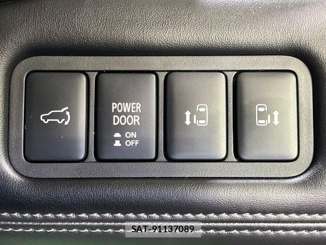 Mitsubishi DELICA 2025-11 8883525-5