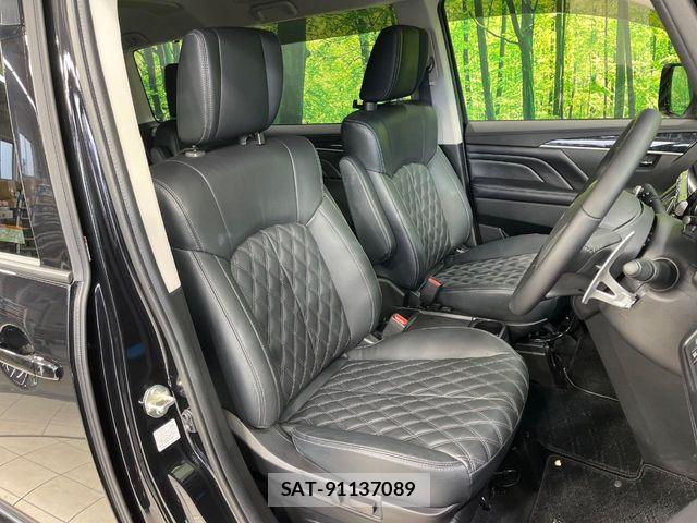Mitsubishi DELICA 2025-11 8883525-7