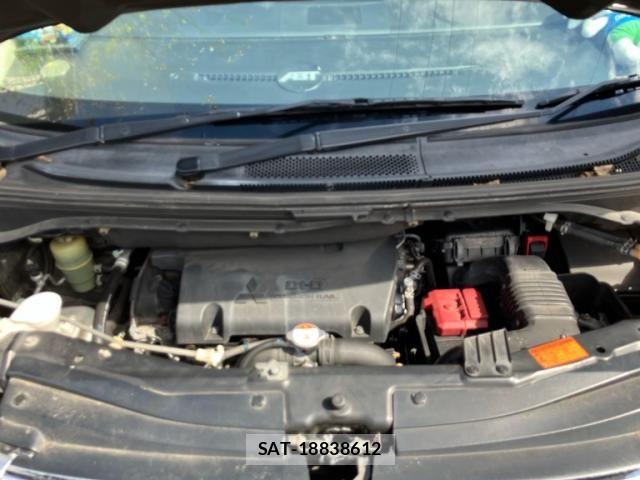 Mitsubishi DELICA 2013-09 8883535-13