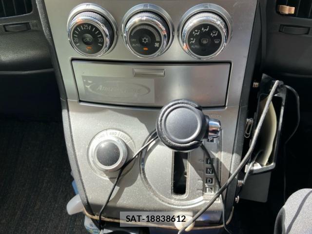 Mitsubishi DELICA 2013-09 8883535-21