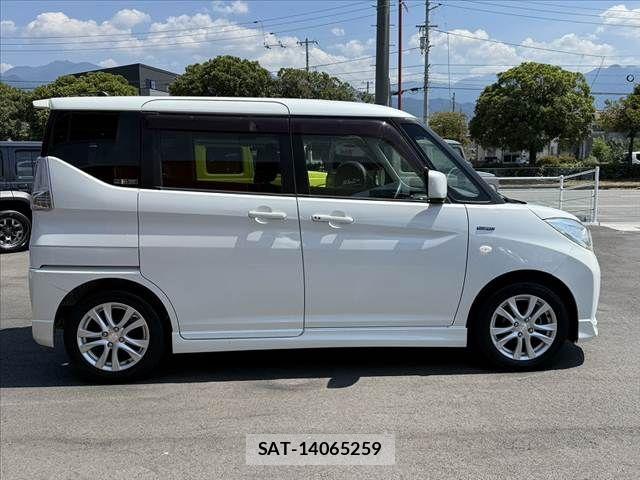 Mitsubishi DELICA D2 2017-09 8314231-10