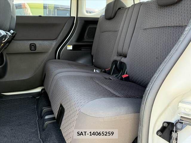 Mitsubishi DELICA D2 2017-09 8314231-18