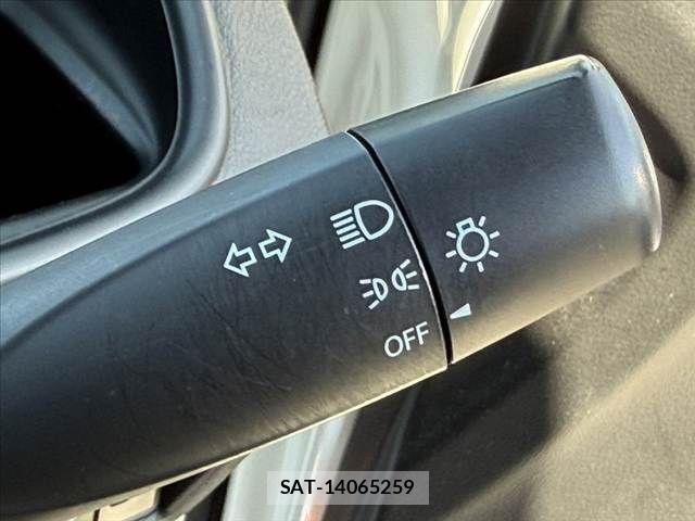 Mitsubishi DELICA D2 2017-09 8314231-27