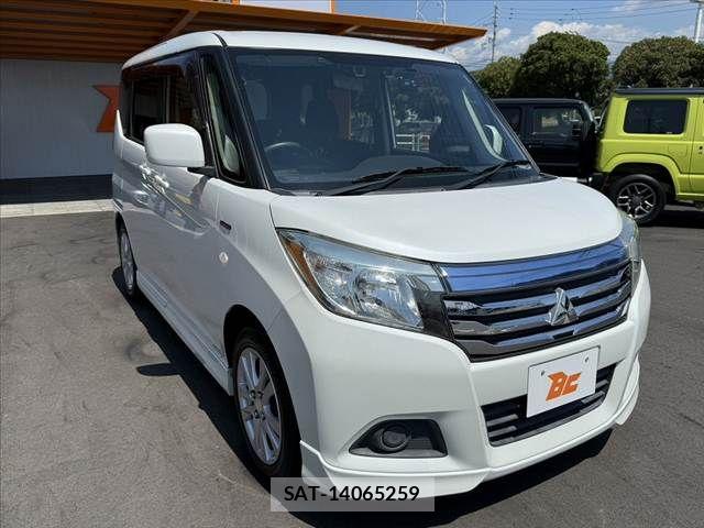 Mitsubishi DELICA D2 2017-09 8314231-7