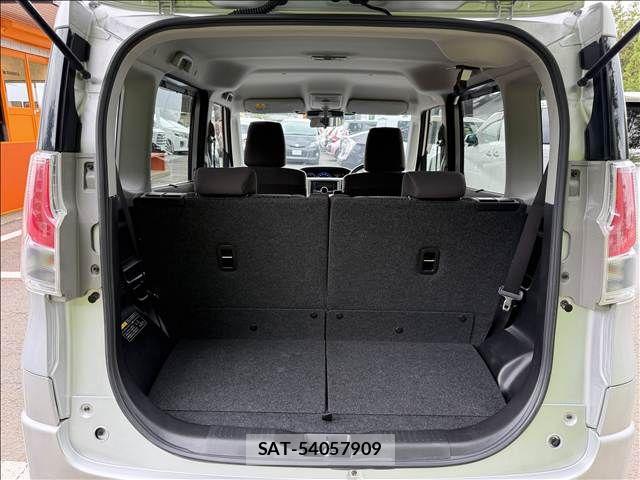 Mitsubishi DELICA D2 2016-02 8879508-10