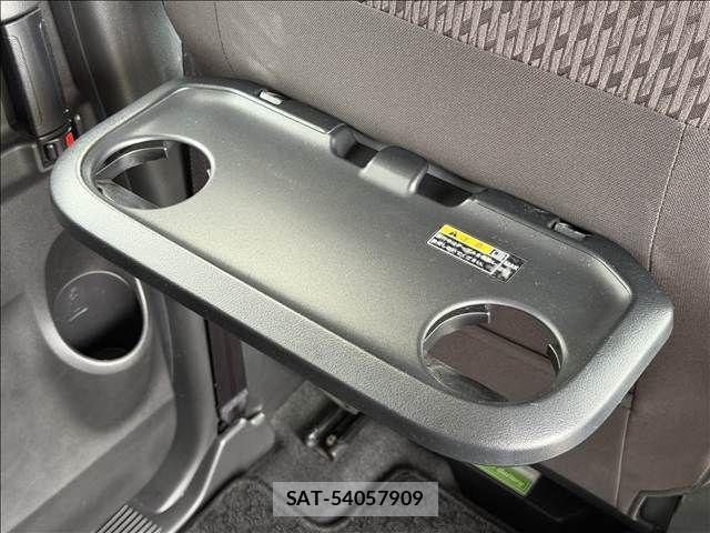 Mitsubishi DELICA D2 2016-02 8879508-15