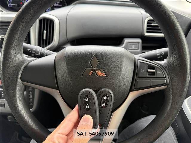 Mitsubishi DELICA D2 2016-02 8879508-17