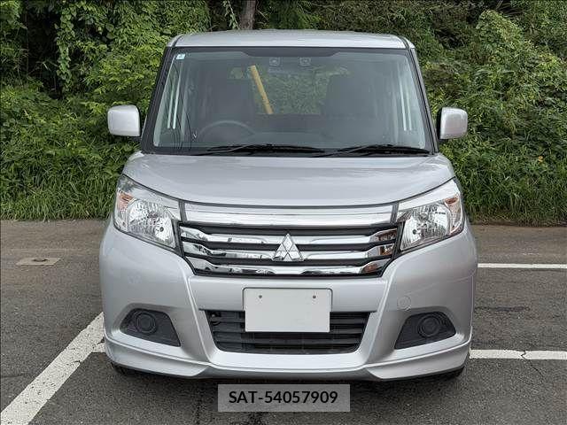 Mitsubishi DELICA D2 2016-02 8879508-20