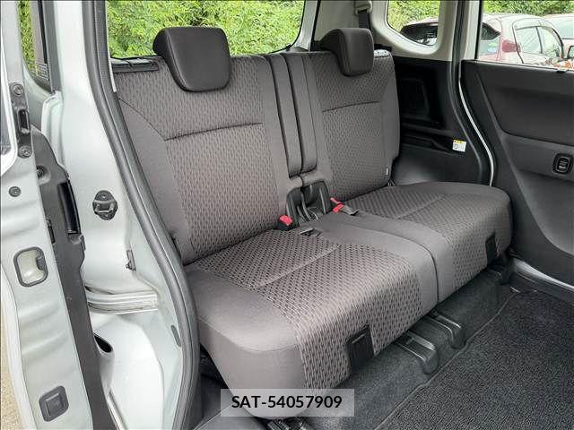 Mitsubishi DELICA D2 2016-02 8879508-25