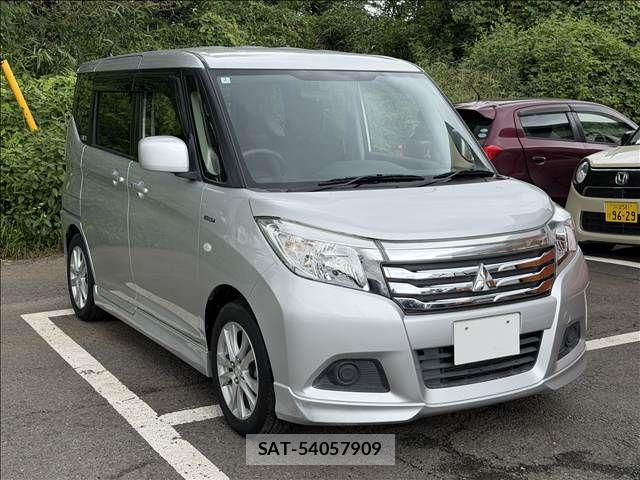 Mitsubishi DELICA D2 2016-02 8879508-4