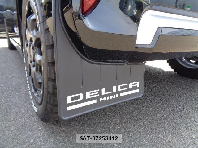 Mitsubishi DELICA MINI 2023-05 920959-21