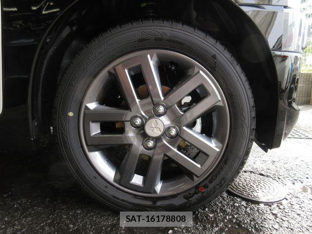 Mitsubishi DELICA MINI 2025-04 977057-4