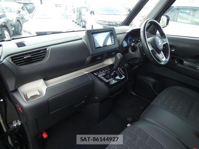 Mitsubishi DELICA MINI 2024-01 1281241-12