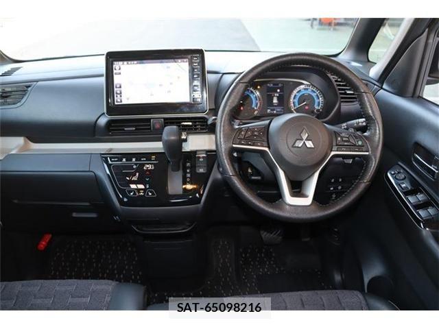 Mitsubishi DELICA MINI 2023-07 1472092-12