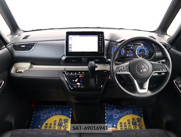 Mitsubishi DELICA MINI 2024-06 2960264-1