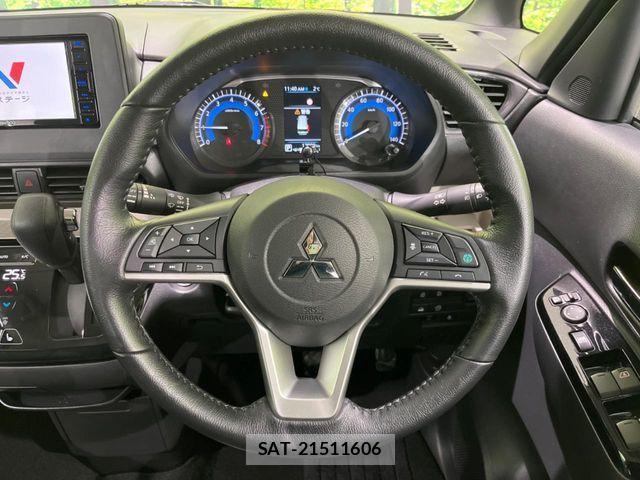 Mitsubishi DELICA MINI 2024-06 4392220-12
