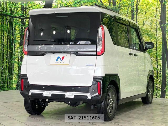 Mitsubishi DELICA MINI 2024-06 4392220-18