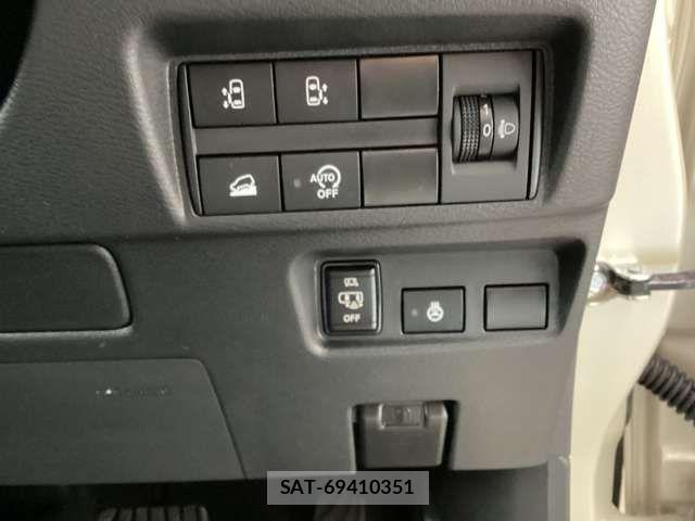 Mitsubishi DELICA MINI 2025-07 5866718-16