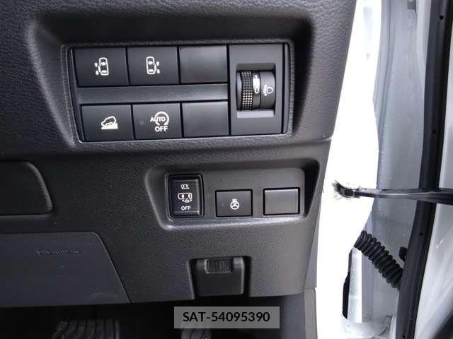 Mitsubishi DELICA MINI 2025-07 5866709-16