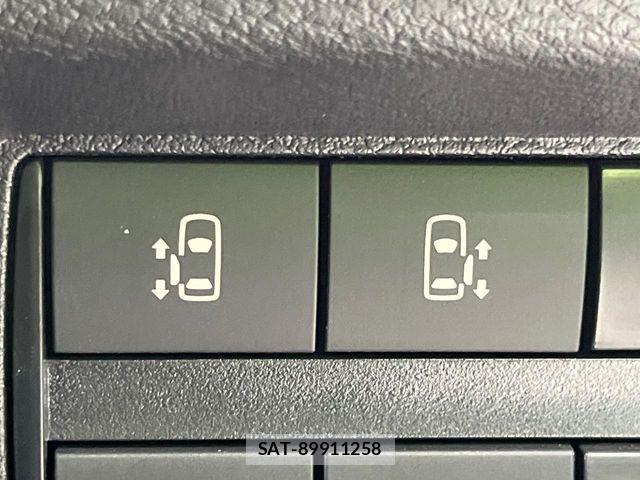 Mitsubishi DELICA MINI 2023-09 6243552-5