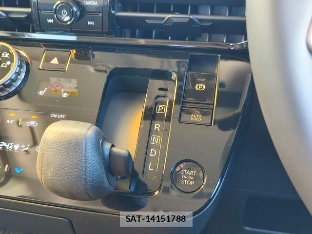 Mitsubishi DELICA MINI 2025-12 6303762-17