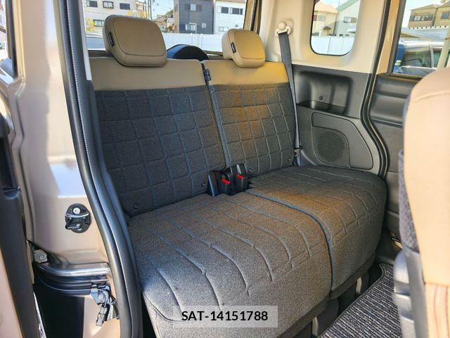 Mitsubishi DELICA MINI 2025-12 6303762-4