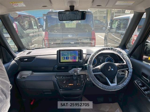 Mitsubishi DELICA MINI 2024-11 6496940-1