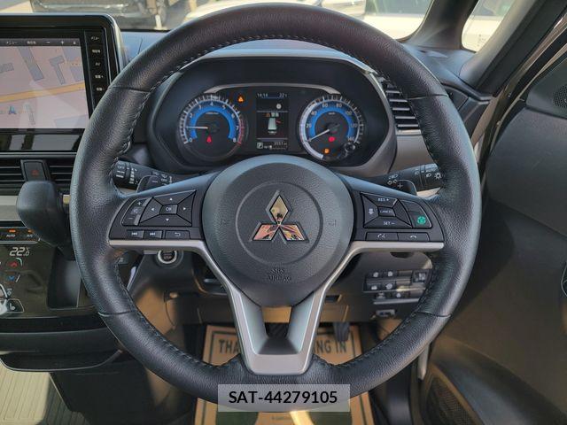 Mitsubishi DELICA MINI 2024-12 6611558-11