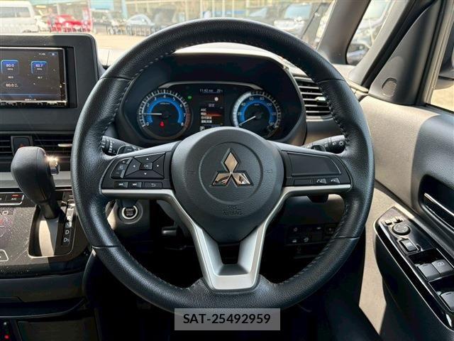 Mitsubishi DELICA MINI 2024-12 6671173-17