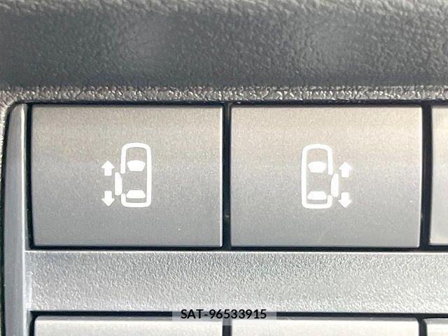 Mitsubishi DELICA MINI 2024-12 6671174-2